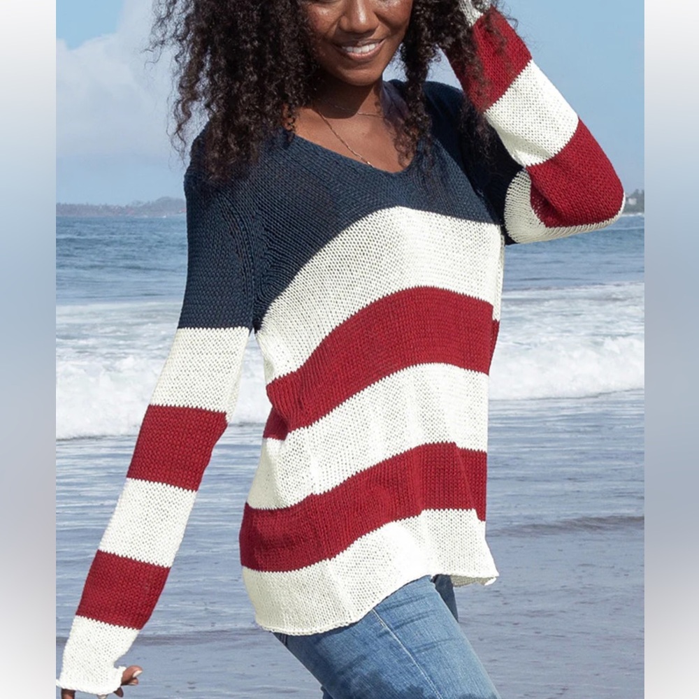 NWT$135 wooden ships Paola Buenda Americana Sweater